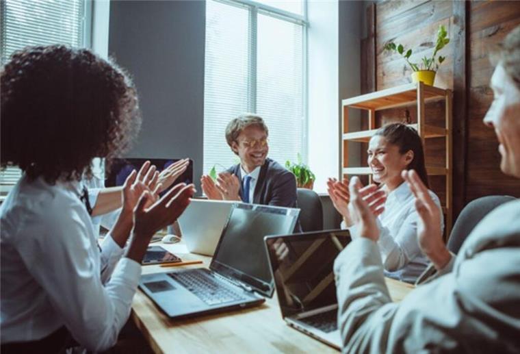 Die Beste Personalvermittlung 2025: Was Unternehmen in Deutschland wirklich brauchen Büro