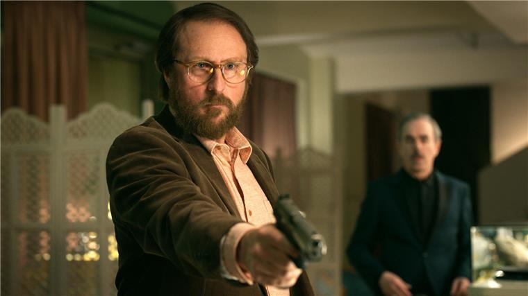 Bekannt für schräge Rollen - Bjarne Mädel wünscht sich mehr Risiko im TV Bjarne Mädel spielt in der ARD-Serie "Warum ich?" einen Auftragskiller.