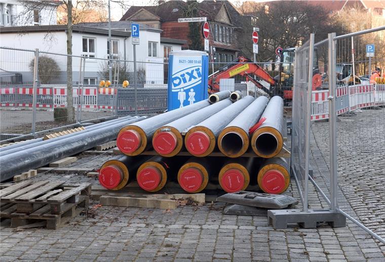 Bremens Finanzsenator: Schulden für den Klimaschutz Der Ausbau der Fernwärme gehört zu jenen Maßnahmen, mit denen das Land Bremen die CO2-Bilanz verbessern will. Das kostet viel Geld. Der Finanzsenator will es über Kredite beschaffen. Foto: Scheer