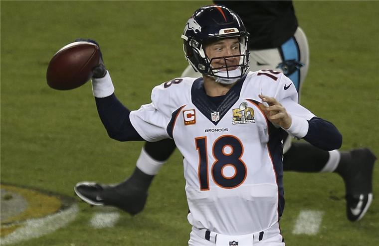 Super Bowl: Außenseiter Denver holt sich den Titel Der Außenseiter ist neuer Champion der NFL. Dank einer starken Defensiv-Leistung gewinnen die Denver Broncos den Super Bowl gegen die Carolina Panthers 24:10. Für Denver ist es der erste Titel seit 1999. Für Denver-Quarterback Payton Manning ist es der zweite Titel seiner Karriere.