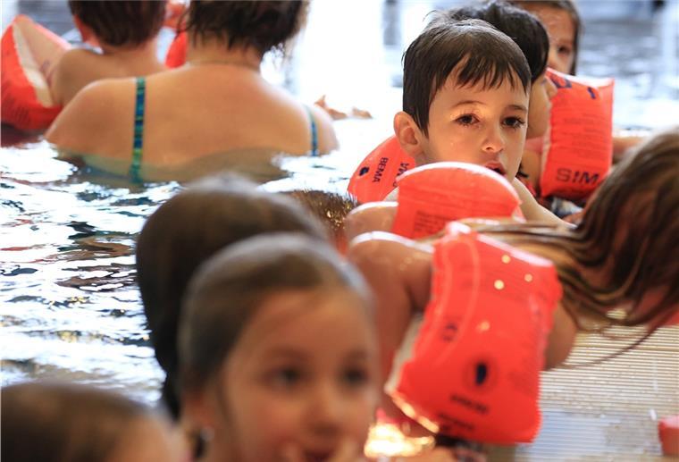 Butjadingen: Privatinitiative plant weitere Schwimmkurse Der Bedarf an Schwimmkursen ist riesig - auch in Butjadingen. Dank einer Privatinitiative gibt es jetzt zusätzliche Angebote im Aqua Mundo in Tossens.