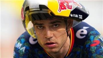 Der belgische Radstar Wout van Aert holt den nächsten Vuelta-Etappensieg.
