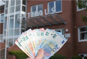 Der Beverstedter Gemeinderat hat den ersten Nachtragshaushalt 2022 verabschiedet. Aus einem Minus ist inzwischen ein sattes Plus für die Gemeindekasse geworden.