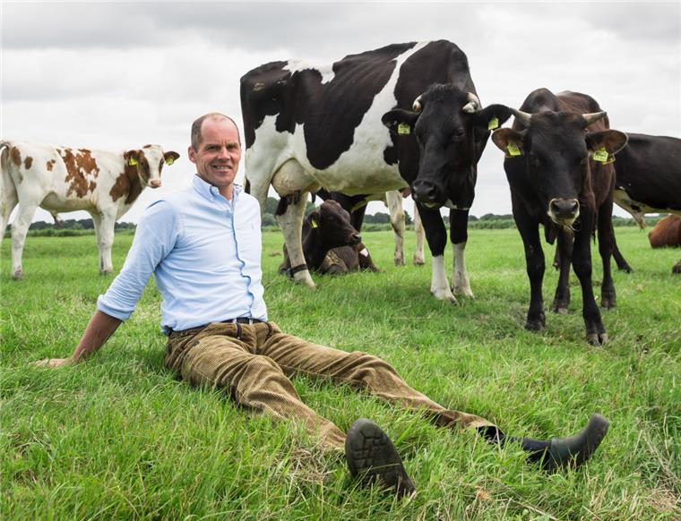Der Biolandwirt Matthias Icken aus Sievern (Geestland) ist für die Auszeichnung "Landwirt des Jahres" nominiert.