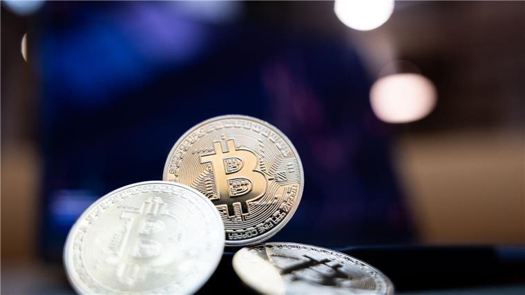 Bitcoin rutscht wieder unter 90.000 US-Dollar Der Bitcoin fällt wieder unter 90.000 US-Dollar. (Archivbild)
