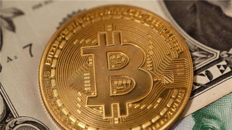 Bitcoin sackt immer weiter ab Der Bitcoin hat seit seinem Allzeithoch zum Amtsantritt von US-Präsident Donald Trump rund 28 Prozent an Wert in US-Dollar verloren.
