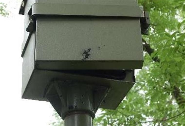 B71: Unbekannte zerstören Blitzer in Heerstedt Der Blitzer an der B71 bei Heerstedt wurde zerstört.