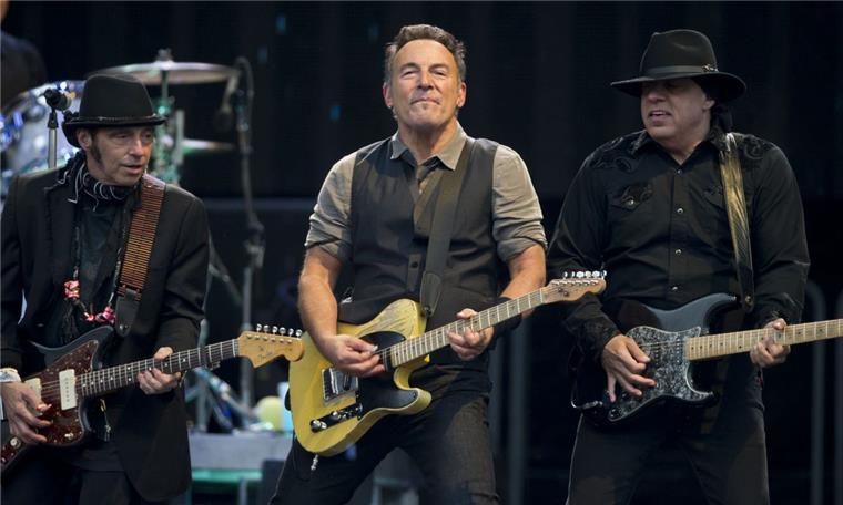 Bruce Springsteens "The River" schwappt nach Europa Der „Boss“ kann und will es nicht lassen. Im Sommer kommt Bruce Springsteen zu 18 Konzerte in seiner „The River“-Jubiläumstour nach Europa.