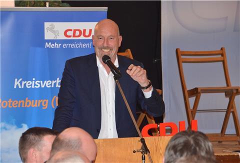 Der Bremer CDU-Landeschef Carsten Meyer-Heder sprach beim politisch-vergnüglichen Aschermittwoch der Selsinger CDU.