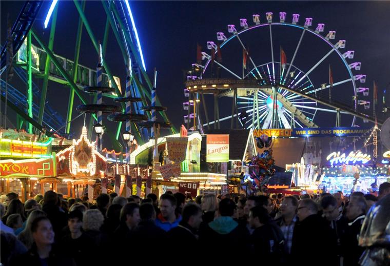 Neues Sicherheitskonzept für den Bremer Freimarkt Der Bremer Freimarkt lockt wieder die Massen auf die Bürgerweide.