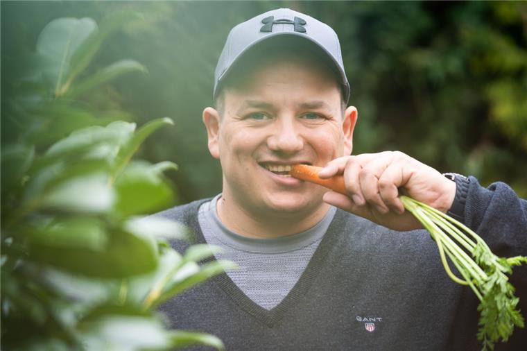 "The Biggest Loser": Soviel hat dieser Bremerhavener abgenommen Der Bremerhavener Rene Klibisch, der bei "The Biggest Loser" mitgemacht, hat ordentlich Gewicht verloren.
