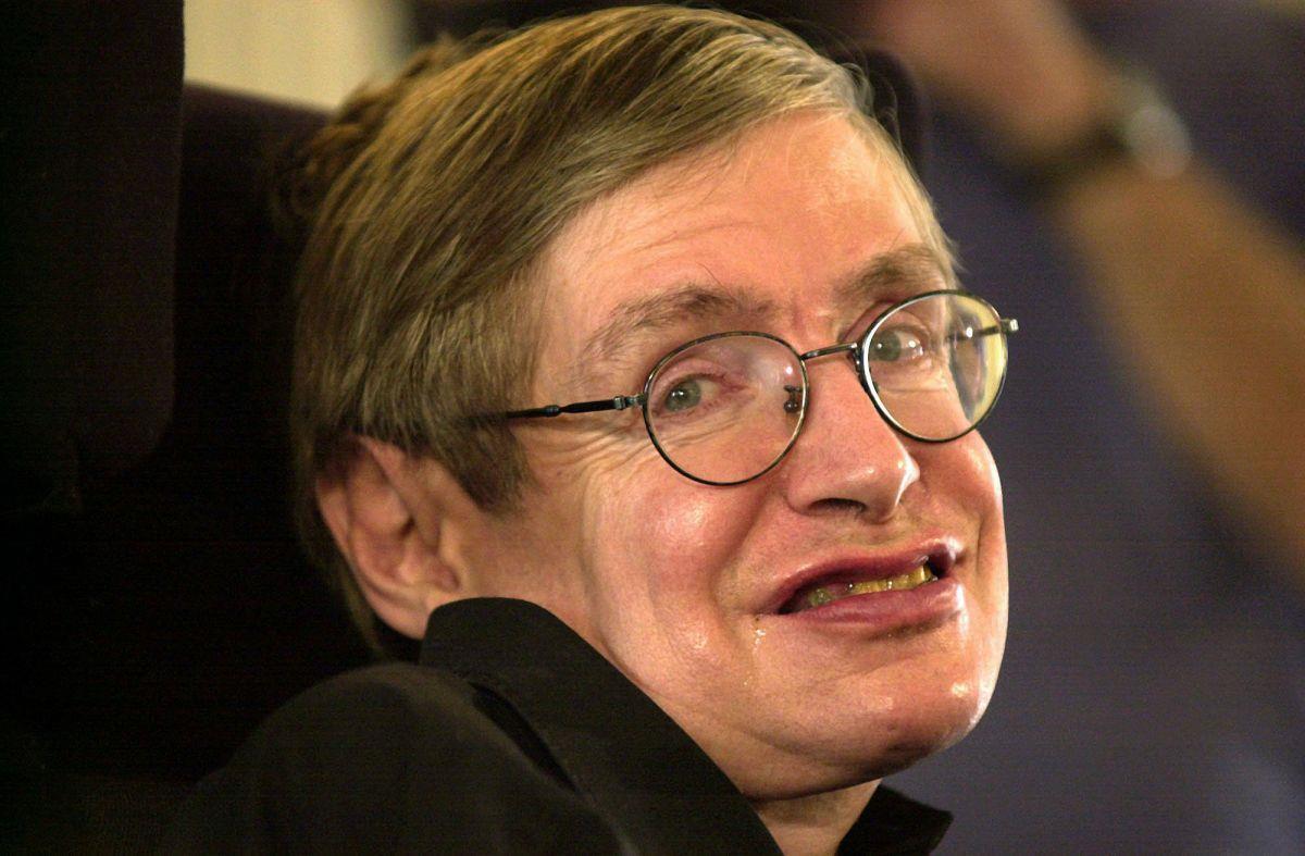 Astrophysiker Stephen Hawking (76) ist tot Der britische Astrophysiker Stephen Hawking ist tot.