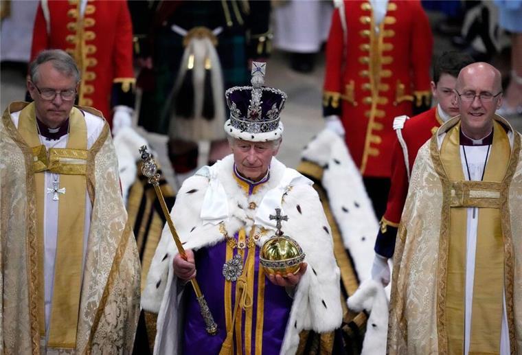 Vor einem Jahr wurde König Charles gekrönt Der britische König Charles III. nach seiner Krönungszeremonie in der Westminster Abbey.