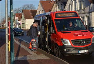 Der Bürgerbus stellt eine wichtige Verkehrsmöglichkeit in Butjadingen dar.