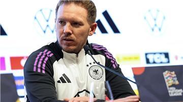 Der Bundestrainer nutzt die Partie in Ungarn zur Rotation in seinem Team.