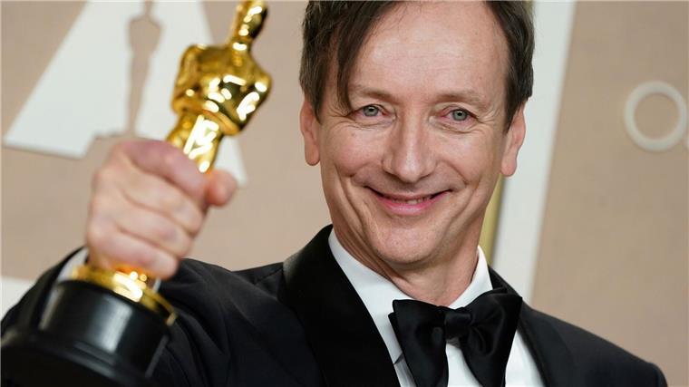 Deutsche Kandidaten nehmen wichtige Oscar-Hürde Der deutsche Filmkomponist Volker Bertelmann nimmt im Oscar-Wettbewerb 2025 eine Hürde. (Archivbild)