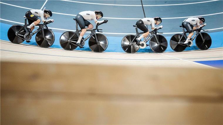 Bahnrad-EM: Zweimal Silber für deutsches Team Der deutsche Frauen-Vierer holt bei der EM Silber.