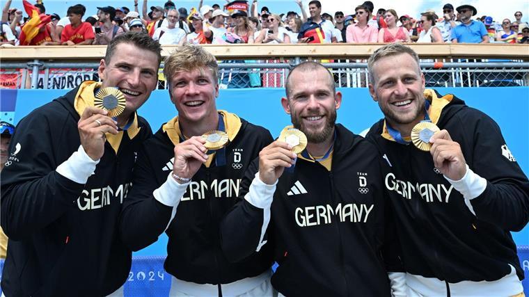 Gold-Hattrick im Kajak-Vierer - „Ein kleines Bier“ Der deutsche Kajak-Vierer holt zum dritten Mal hintereinander Olympia-Gold.