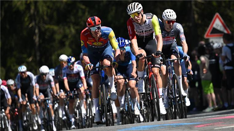Matthews siegt beim Radklassiker Eschborn-Frankfurt Der deutsche Radprofi Jonas Rutsch (vorne rechts) spielte bei der Entscheidung von Eschborn-Frankfurt keine Rolle.