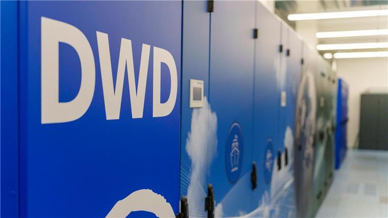 Der Deutsche Wetterdienst (DWD) nutzt KI für komplexe Vorhersagemodelle. (Archivbild)