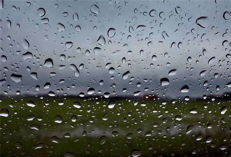 Starkregen, Sturm und Gewitter: So wird das Wetter am Dienstag in Niedersachsen Der Dienstag wird ungemütlich in Niedersachsen.