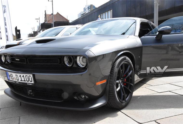 DODGE Challenger