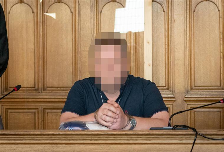 Bremerhaven: Schwiegermutter von Ekaterina B. verweigert Aussage Der Angeklagte Walter B.
