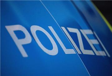 Der Einbrecher konnte noch vor dem Eintreffen der Polizei fliehen. 
