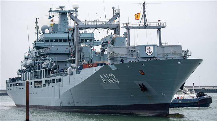 Marineschiff „Bonn“ zurück von Nato-Einsatz im Nordatlantik Der Einsatzgruppenversorger „Bonn“ kehrt in seinen Heimathafen Wilhelmshaven zurück.