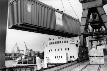 Der Einzug des Containers veränderte Vieles - nicht nur für die Arbeiter wie hie...