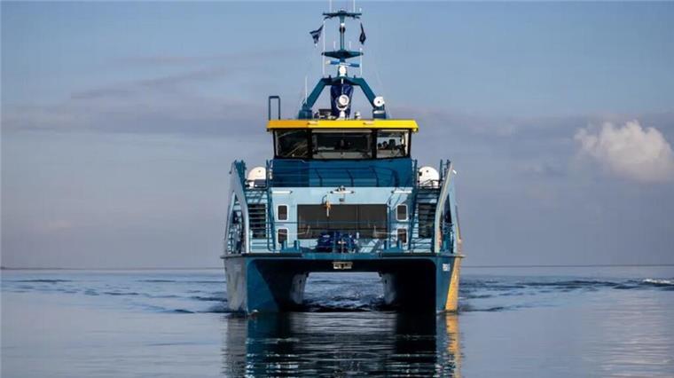 Der Elektro-Katamaran „Frisia E-1“.