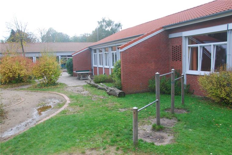Grundschüler aus Wollingst und Frelsdorf gehen weiterhin zur Grundschule Geestenseth Der Elternwunsch wurde erhört: Die Wollingster und Frelsdorfer Grundschüler dürfen weiterhin in Geestenseth zur Schule gehen.