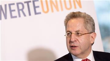 Der Ex-Verfassungsschutzpräsident Hans-Georg Maaßen spricht nach der Gründung der Werteunion als Partei.
