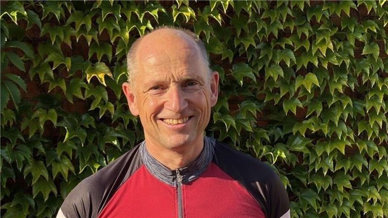 Was man von den Tour-Stars lernen kann – und was nicht Der Experte Steffen Brand ist Orthopäde und ehemaliger Leistungssportler. Er wurde bei den Olympischen Spielen 1992 in Barcelona Fünfter über 3.000 Meter Hindernis.