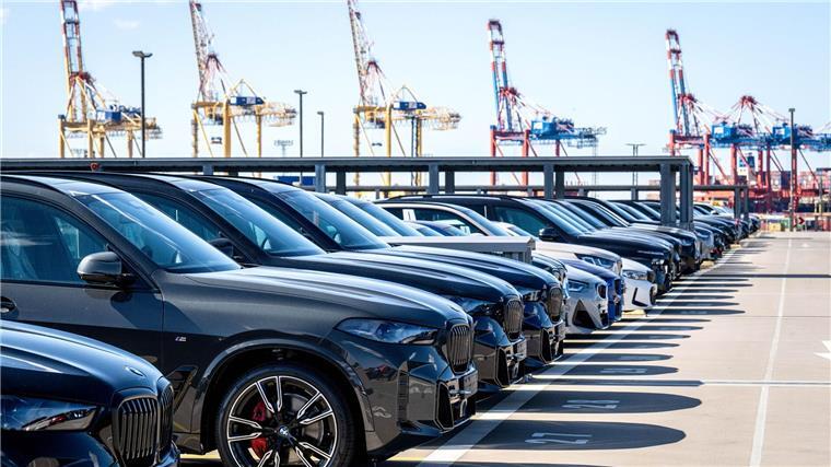 Bremer Logistiker fürchtet massive Einbußen durch US-Zölle Der Export von Autos könnten nach Berechnungen der BLG um 50 Prozent einbrechen.