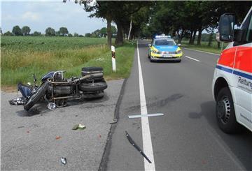 Der Fahrer des Motorrades konnte den Unfall nicht mehr verhindern.