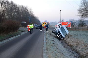 Der Fahrer eines Kleinlasters hat in Bremrhaven-Schiffdorferdamm die Vorfahrt missachtet. 