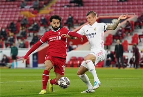 Der FC Liverpool und Real Madrid wollen in der Superliga starten.