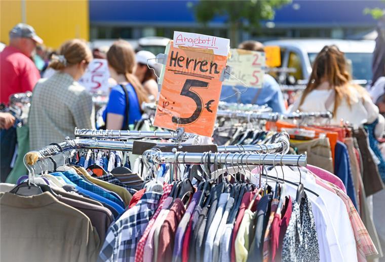 Schnäppchenjäger aufgepasst: Das sind die Flohmaxx-Termine für 2025 Der Flohmaxx-Flohmarkt lockte in den vergangenen Jahren viele Besucher auf den Ikea-Parkplatz am Bohmsiel.