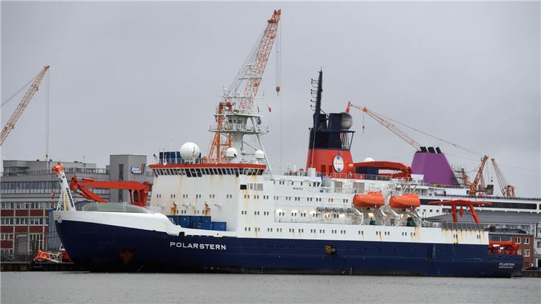 „Polarstern“ zu Arktis-Expedition gestartet