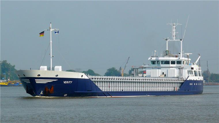 Der Frachter „Verity“ vor Kiel.