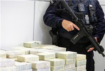 Das vonder der Polizei in Brisbane beschlagnahmtes Heroin. Foto: Russell Freeman/AAP/dpa