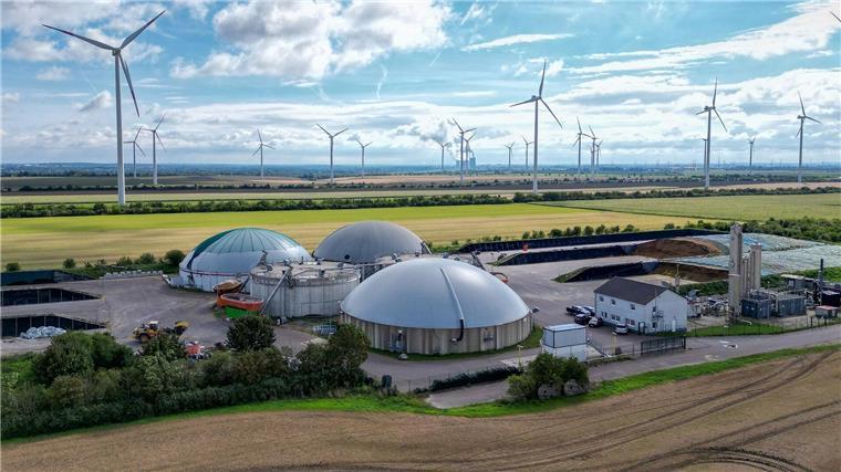 Zukunft der Biogasförderung entscheidet sich im Januar Der Gesetzgeber will in der Zukunft hochflexible Anlagen haben, um Solar- und Windkraftanlagen optimal zu ergänzen. (Symbolbild)