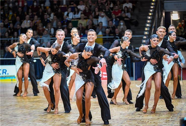 Bremer Tanzclub Grün-Gold: Drei positiv getestete nach Tanz-DM Der Grün-Gold Club Bremen mit der Tanzvorstellung bei der Deutschen Meisterschaft.