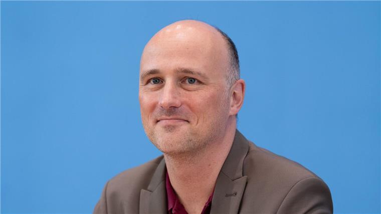 Weimers erste 100 Tage: Viel angestoßen, viel angeeckt Der Grünen-Kulturpolitiker Sven Lehmann ist mit Weimers Bilanz nicht zufrieden. (Archivbild)