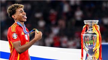 Der heute 17-Jährige soll angeblich auf der Wunschliste des FC Bayern gestanden haben.