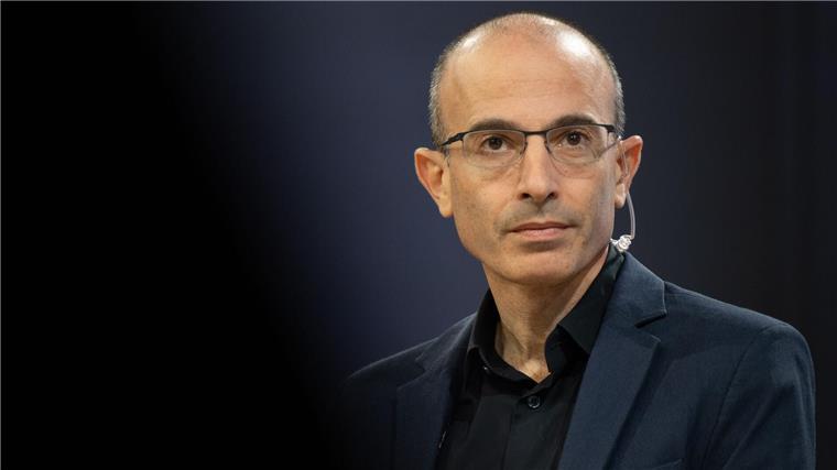 Buchmesse: Debatten über Zukunftsthemen Der Historiker Yuval Noah Harari warnte vor einer Informations-Überladung.
