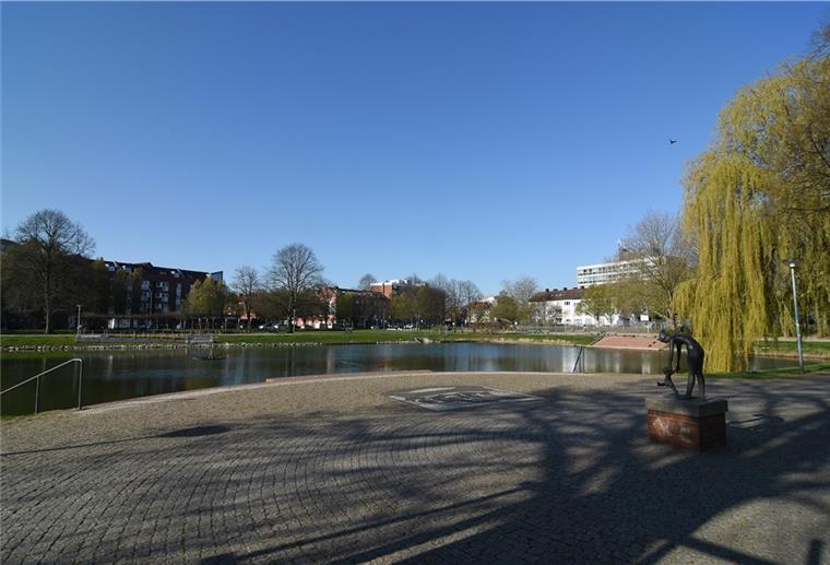Am Holzhafen
wird gefeiert Der Holzhafen in Geestemünde ist am Sonnabend, 11. September, Schauplatz eines Festes.