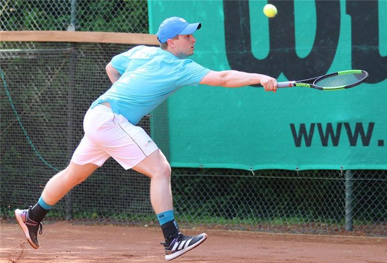 Top-Tennismannschaft des SV Nordenham löst sich auf Der in der abgelaufenen Sommersaison an eins spielende David Amendt ist einer von neun Abgängen des SVN, die 2019 vom Bremerhavener TV gewechselt waren.