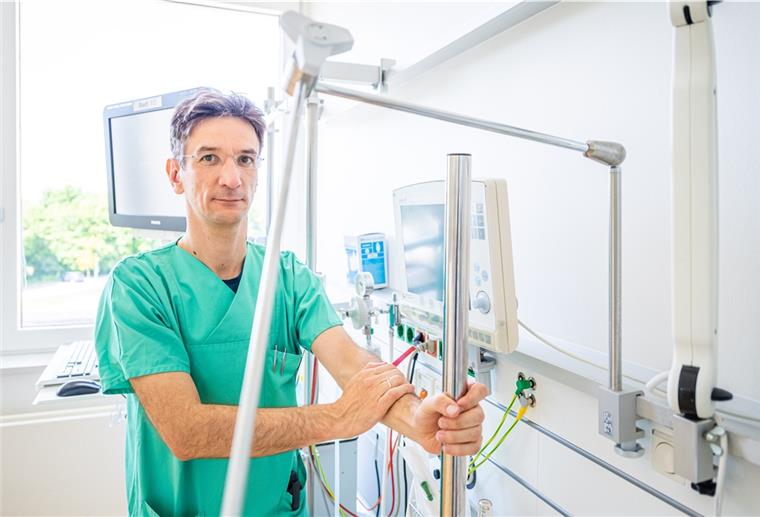 Klinikum Reinkenheide stellt sich auf mehr Covid-Intensivpatienten ein Der Intensivmediziner Oliver Radke und sein Team behandeln Covid-Patienten auf der Intensivstation im Klinikum Reinkenheide.